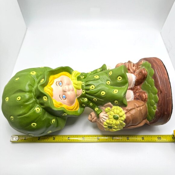 Vtg 1970s Ceramic Girl Bonnet Figurine Hand Painted Polka Dot Dress Flower Bag - Picture 3 of 9